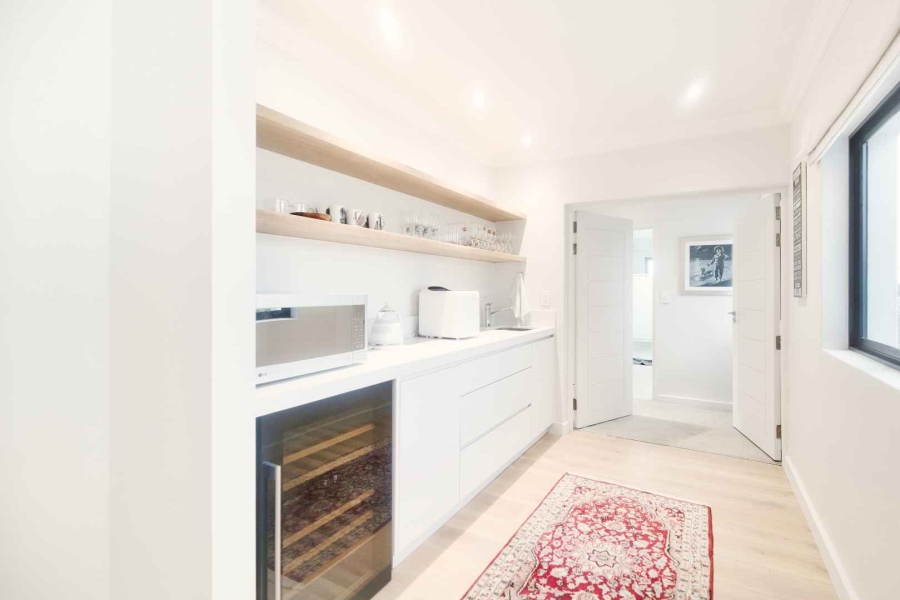 6 Bedroom Property for Sale in Hermanus Heights Western Cape